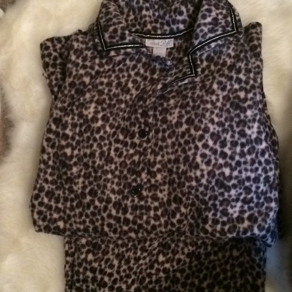 Women’s Fleece Pajama Set